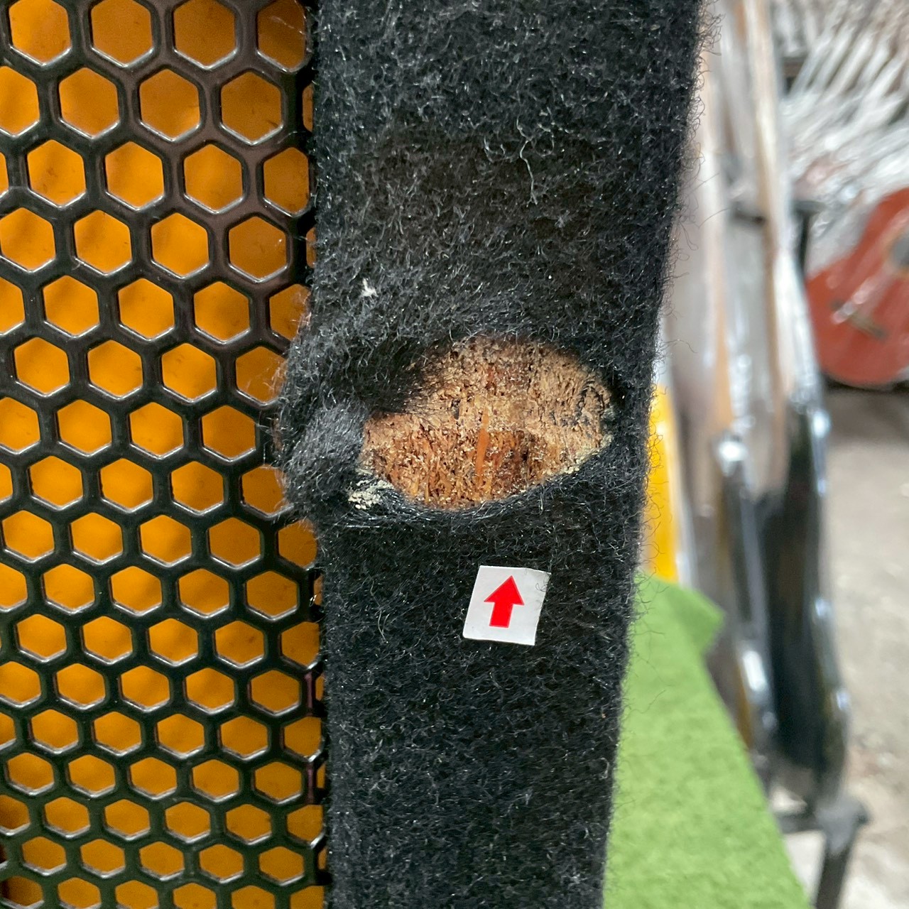 แอมป์เบส PlayTech : JAMMER BASS 80 สินค้าไม่พร้อมใช้งาน (ต้องซ่อม)