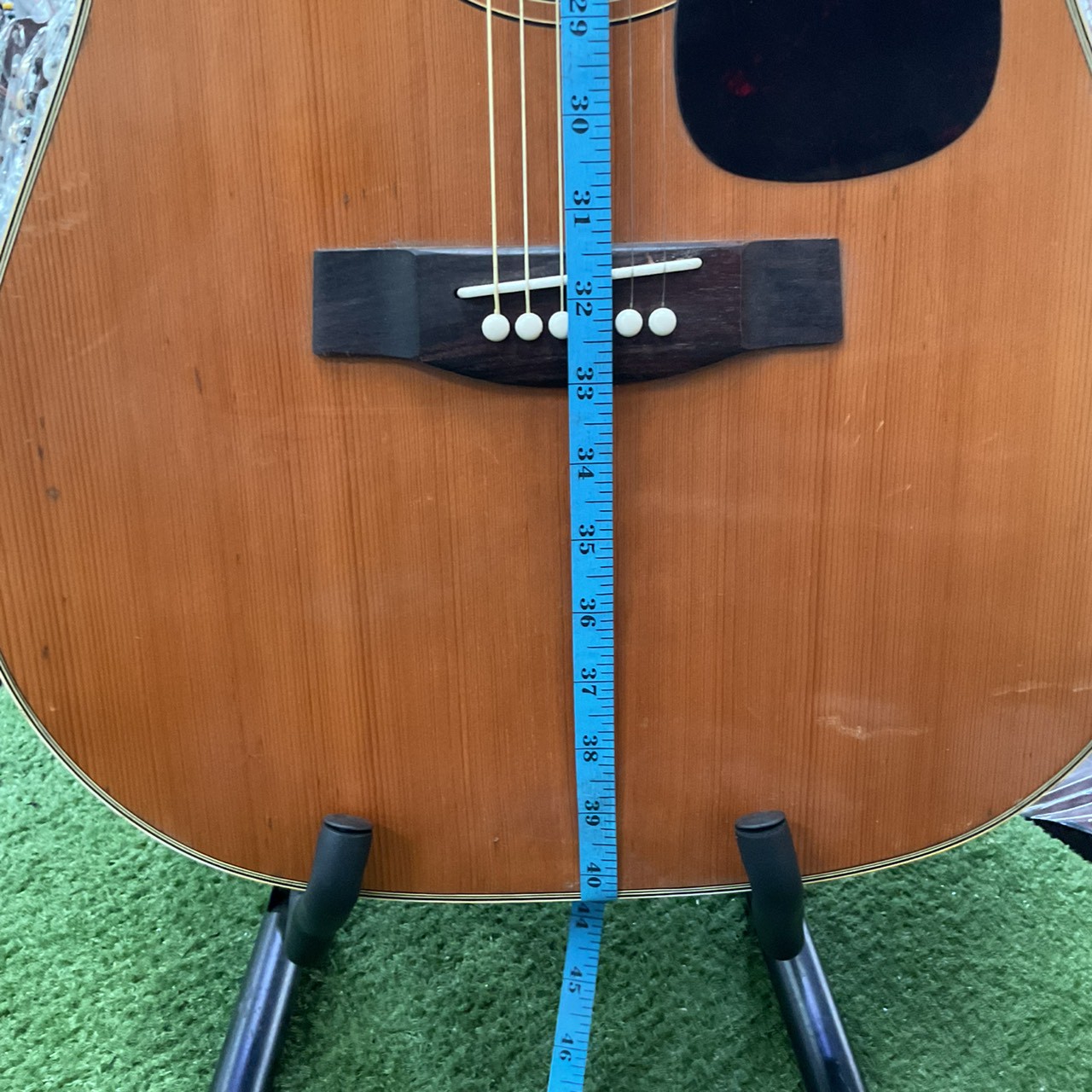 กีต้าร์โปร่ง YAMAHA : FG-201