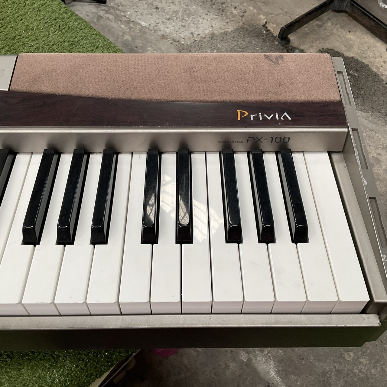 เปียโน CASIO : PX-100 สินค้าไม่พร้อมใช้งาน (ต้องซ่อม)