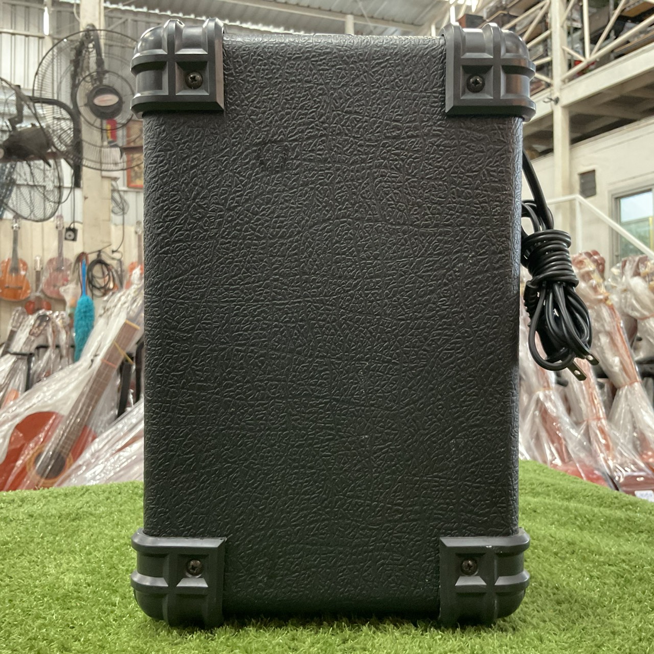 แอมป์เบส Ibanez : IBZ3B