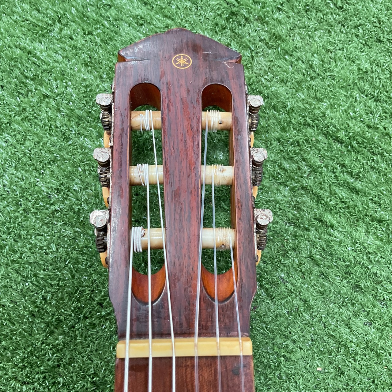กีต้าร์คลาสสิค YAMAHA : G-70D