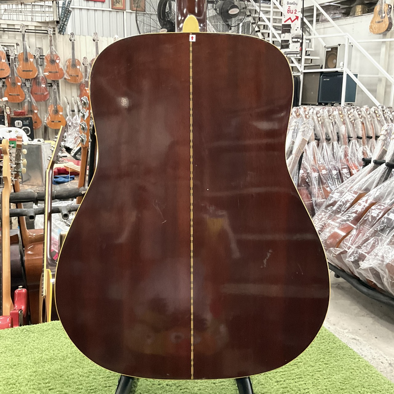 กีต้าร์โปร่ง YAMAHA : FG-151