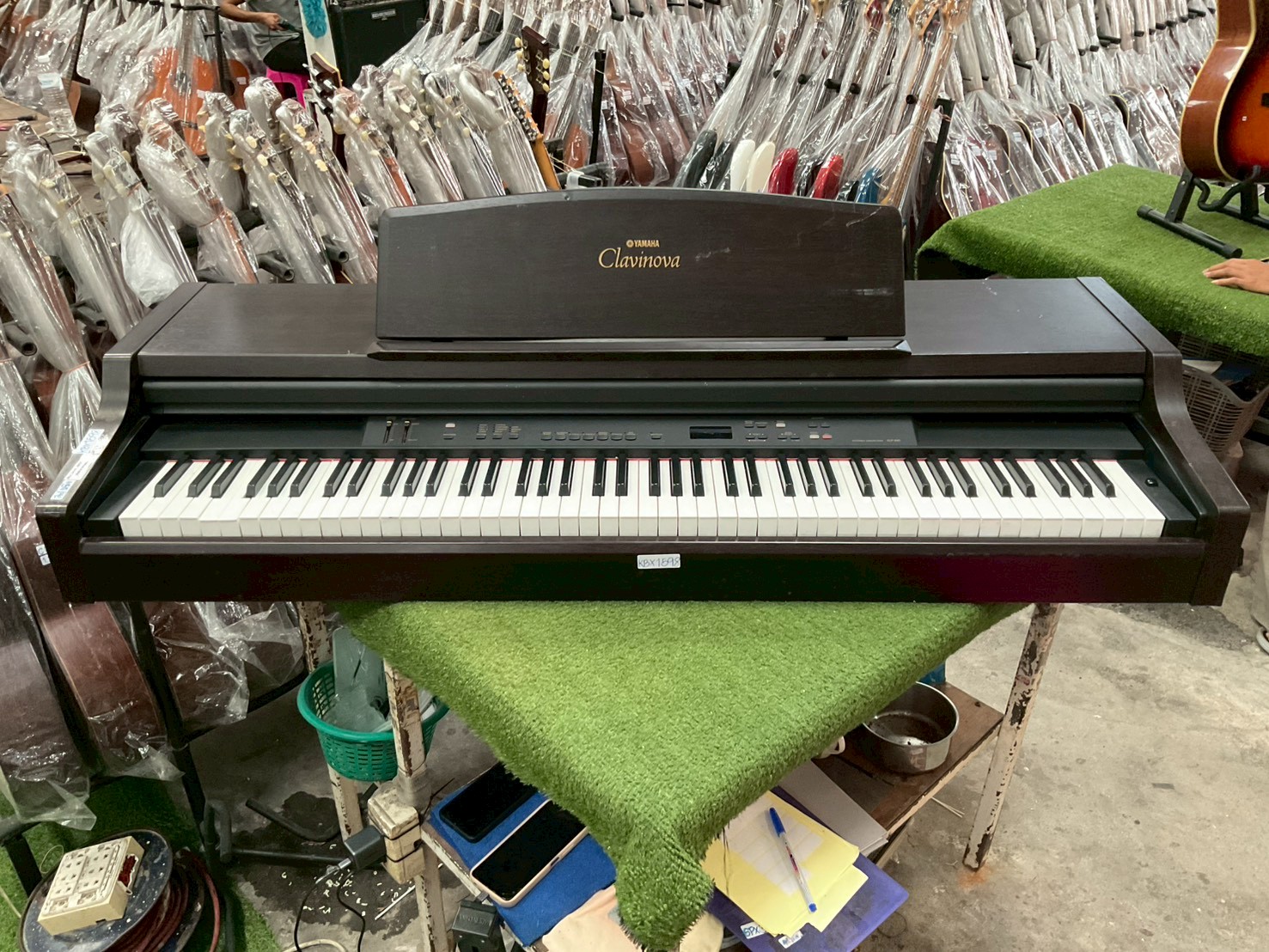เปียโน YAMAHA : CLP-840 สินค้าไม่พร้อมใช้งาน (ต้องซ่อม)