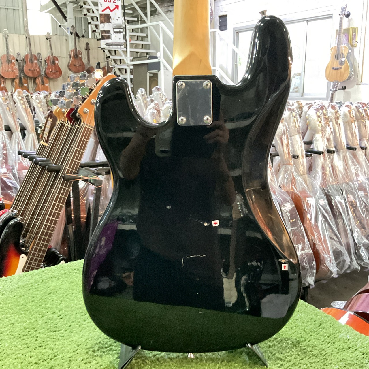 กีต้าร์เบส SELDER