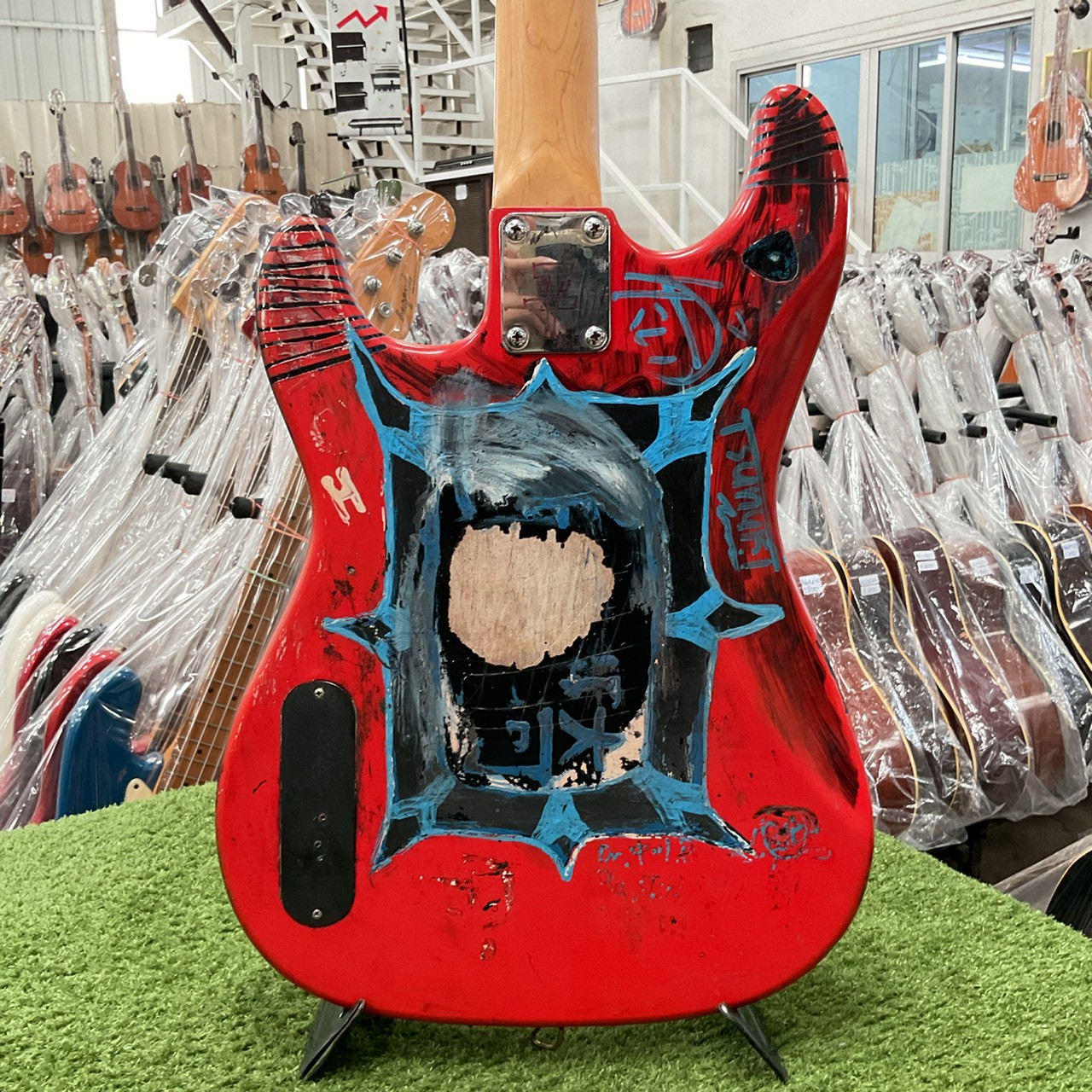 กีต้าร์ไฟฟ้า Photogenic