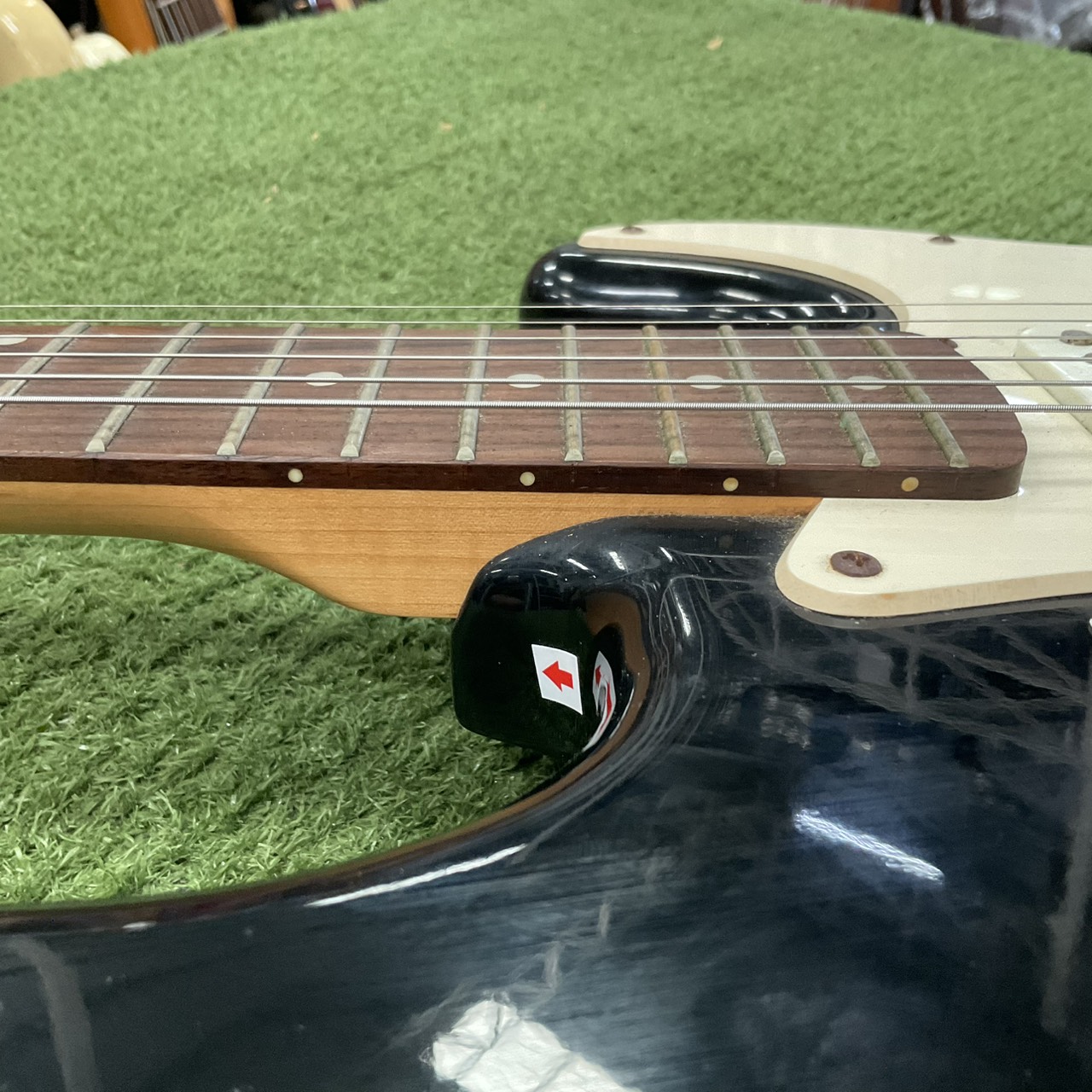 กีต้าร์ไฟฟ้า Photogenic