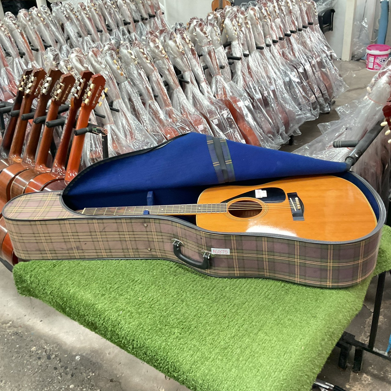 กล่องเคสกีต้าร์โปร่ง