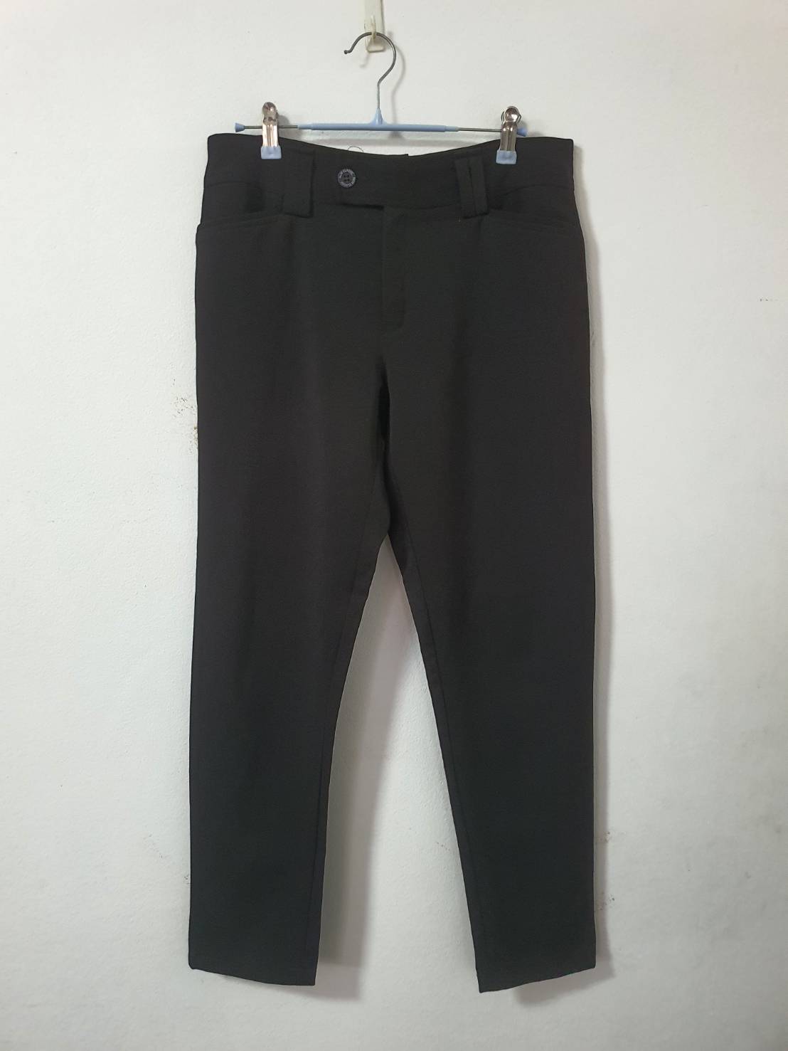 FF06404 กางเกงผ้ามือสอง สีดำ เอว 32 นิ้ว