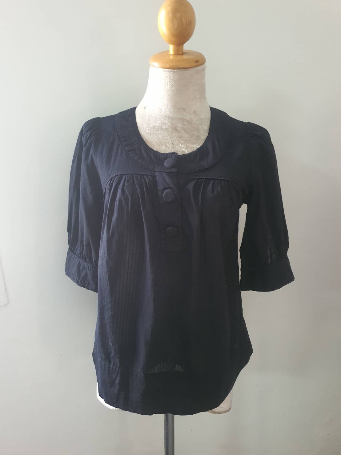 FF06446 เสื้อผ้ามือสอง สีดำ แบรนด์ FRENCH CONNECTION อก 34 นิ้ว