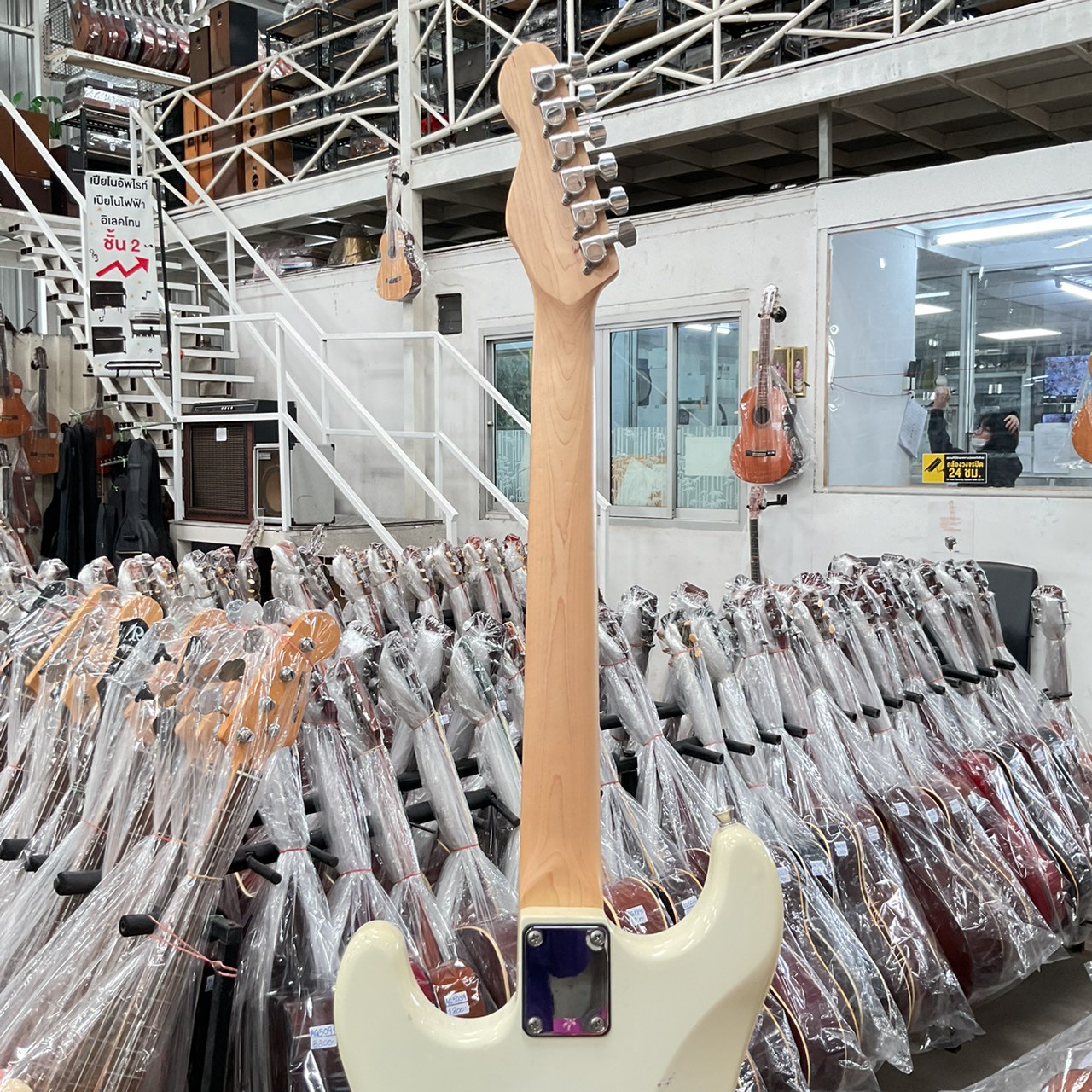 กีต้าร์ไฟฟ้า SELDER