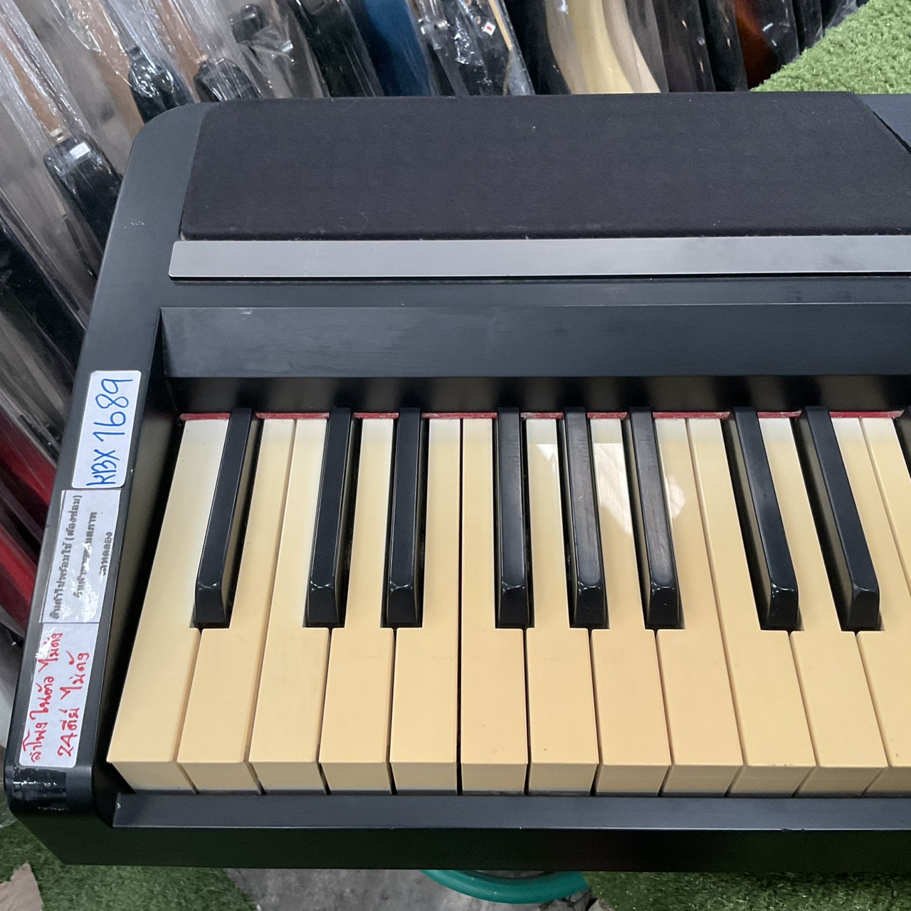 เปียโน KORG : SP-170S สินค้าไม่พร้อมใช้งาน (ต้องซ่อม)