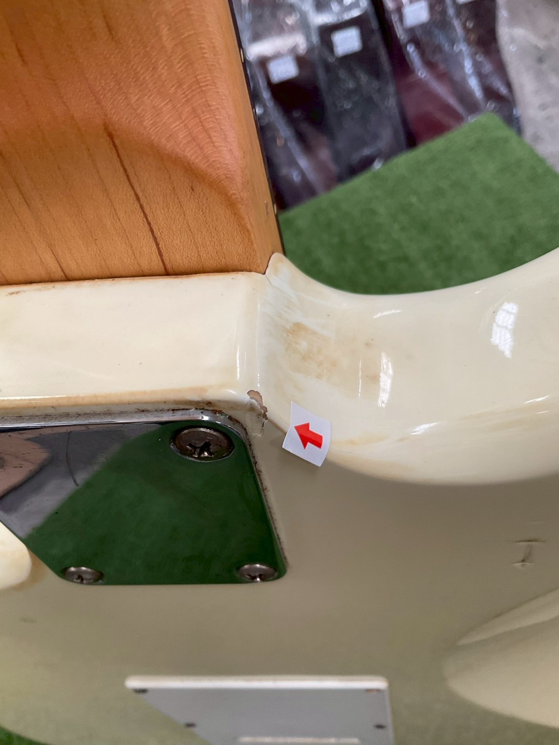 กีต้าร์ไฟฟ้า PhotoGenic