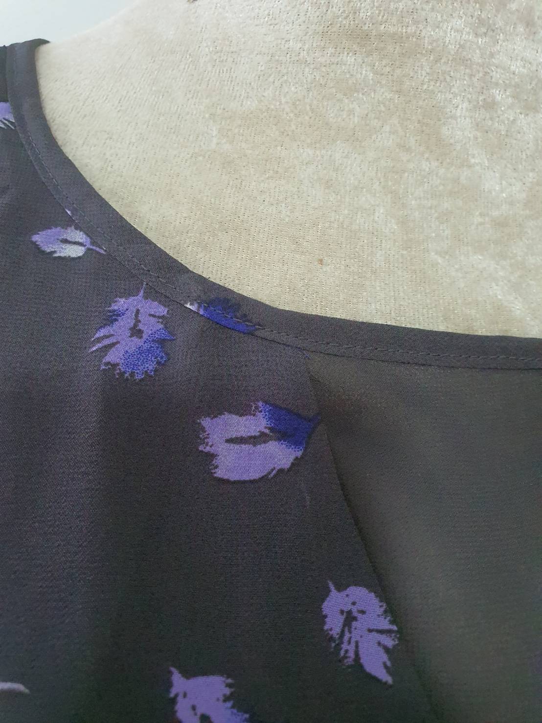 FF05622 เสือผ้าแฟชั่น ชีฟอง สีเทาดำ แบรนด์ TORRID อก 42 นิ้ว