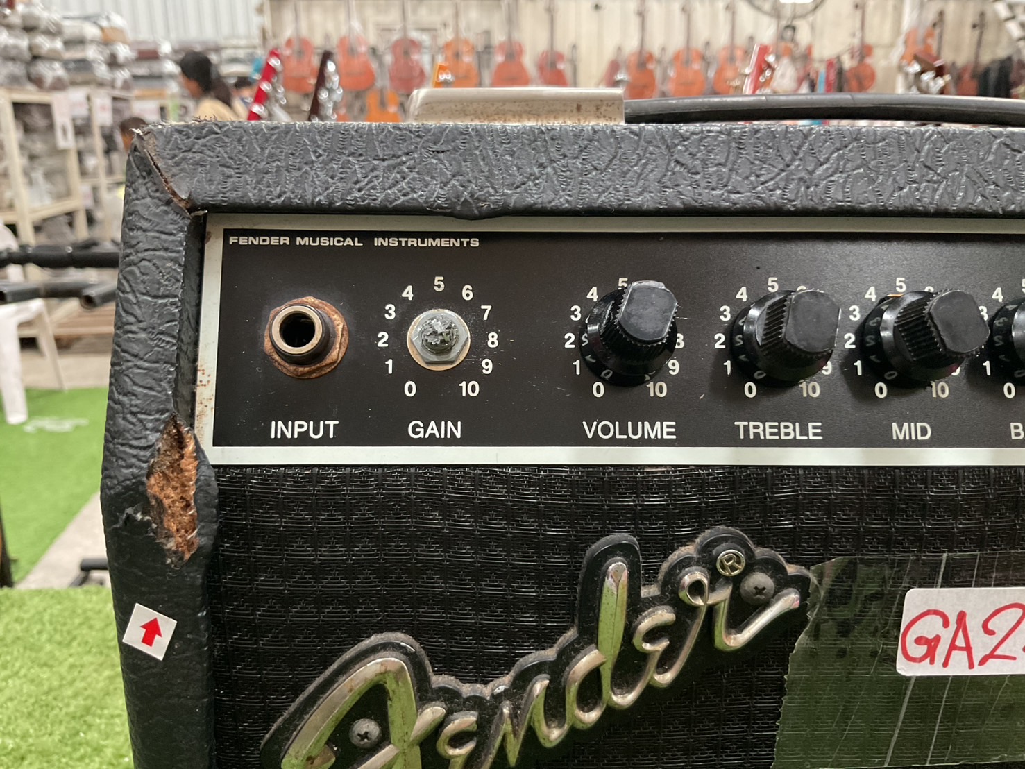 แอมป์กีต้าร์ Fender : ST-15