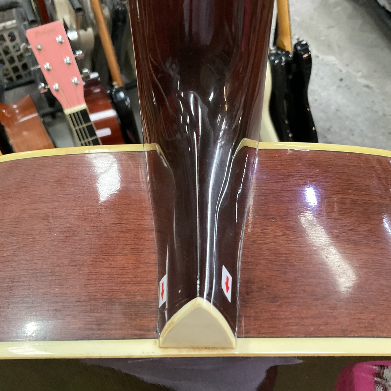 กีต้าร์โปร่ง Takamine : TD-25