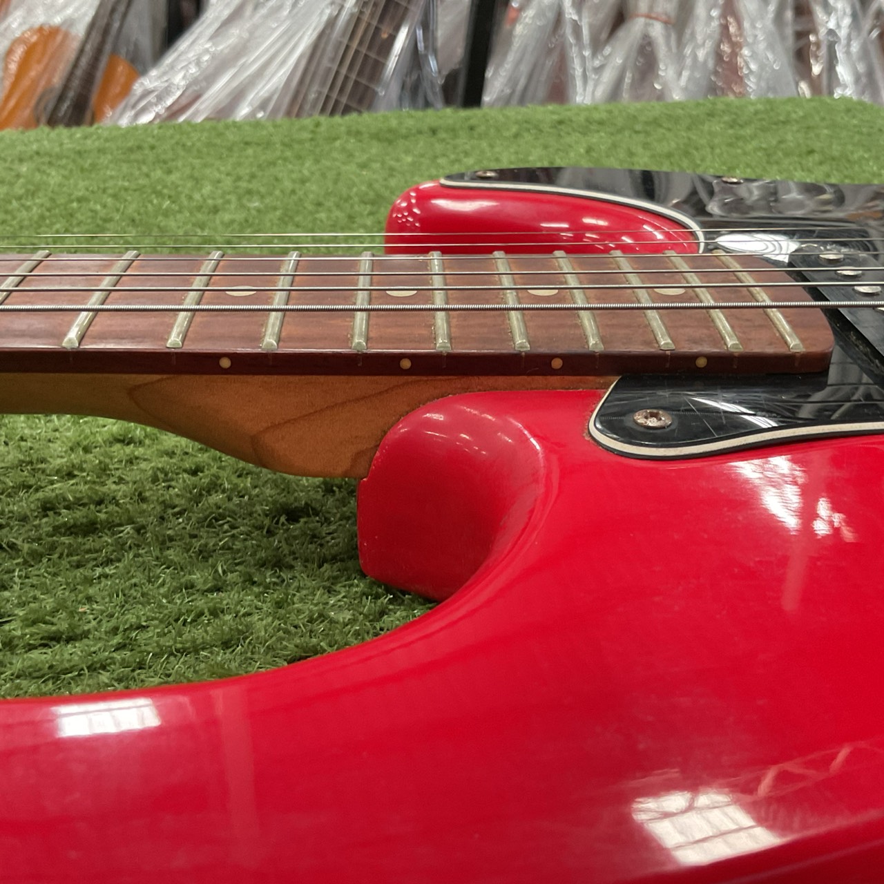 กีต้าร์ไฟฟ้า FORMESTAR