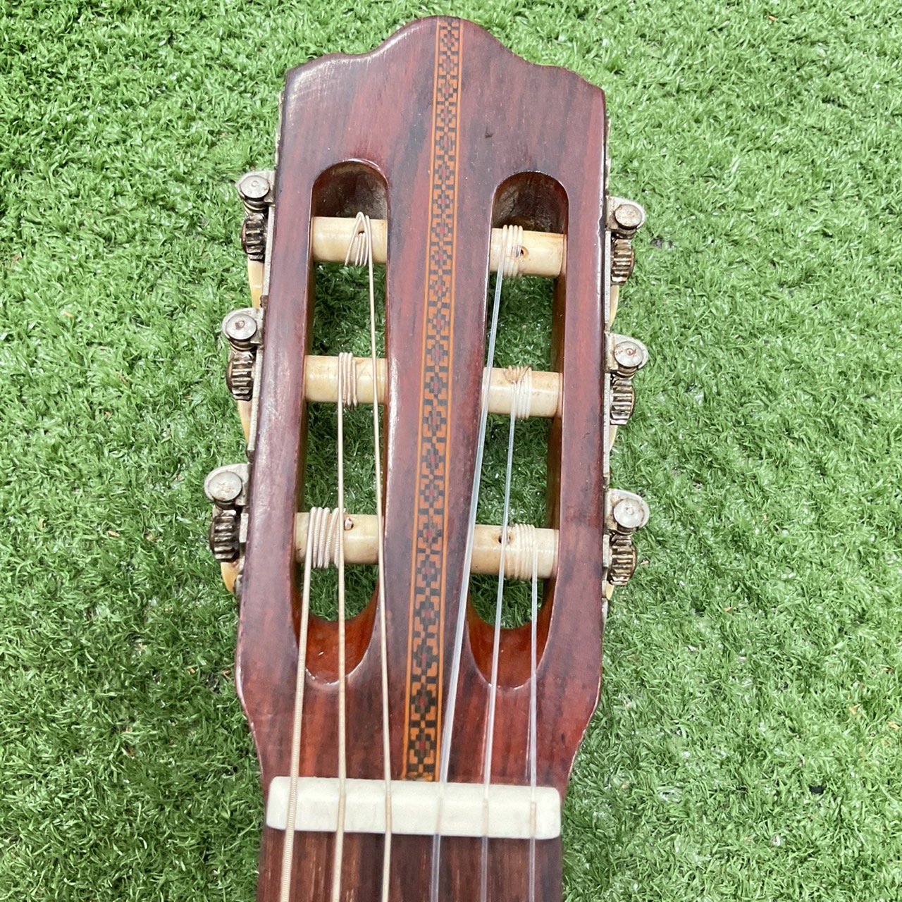 กีต้าร์คลาสสิค Shinano : LG-65