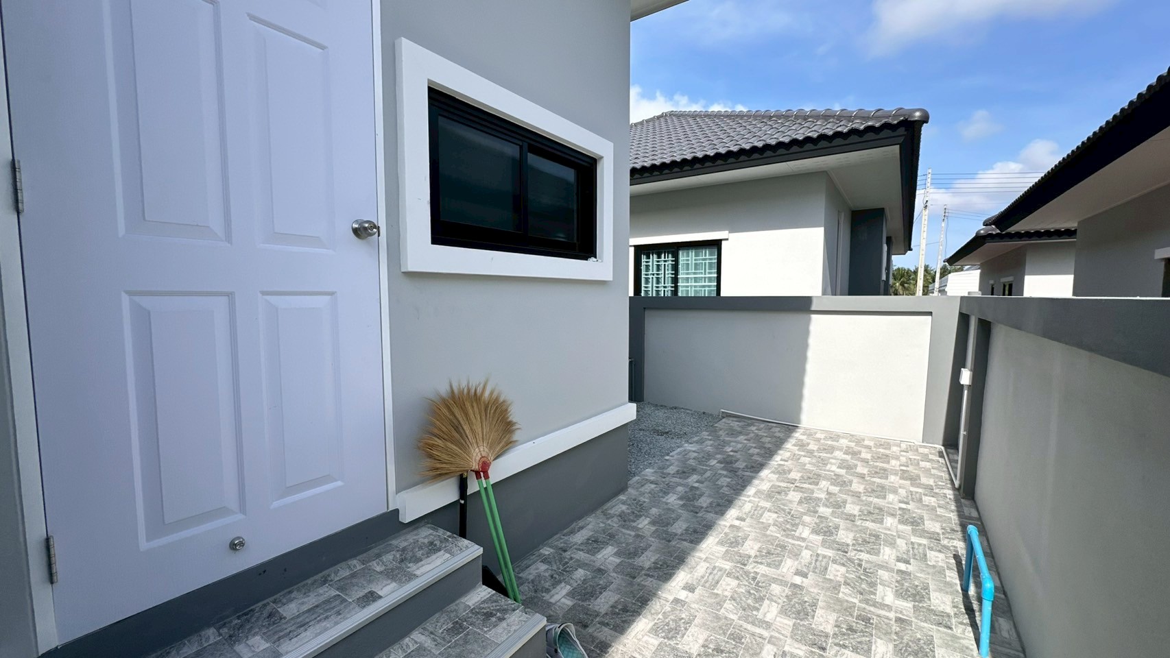 บ้านเช่าพัทยา หนองปลาไหล 3 ห้องนอน 3 ห้องน้ำ บ้านใหม่ ตกแต่งพร้อมอยู่ สวยมาก