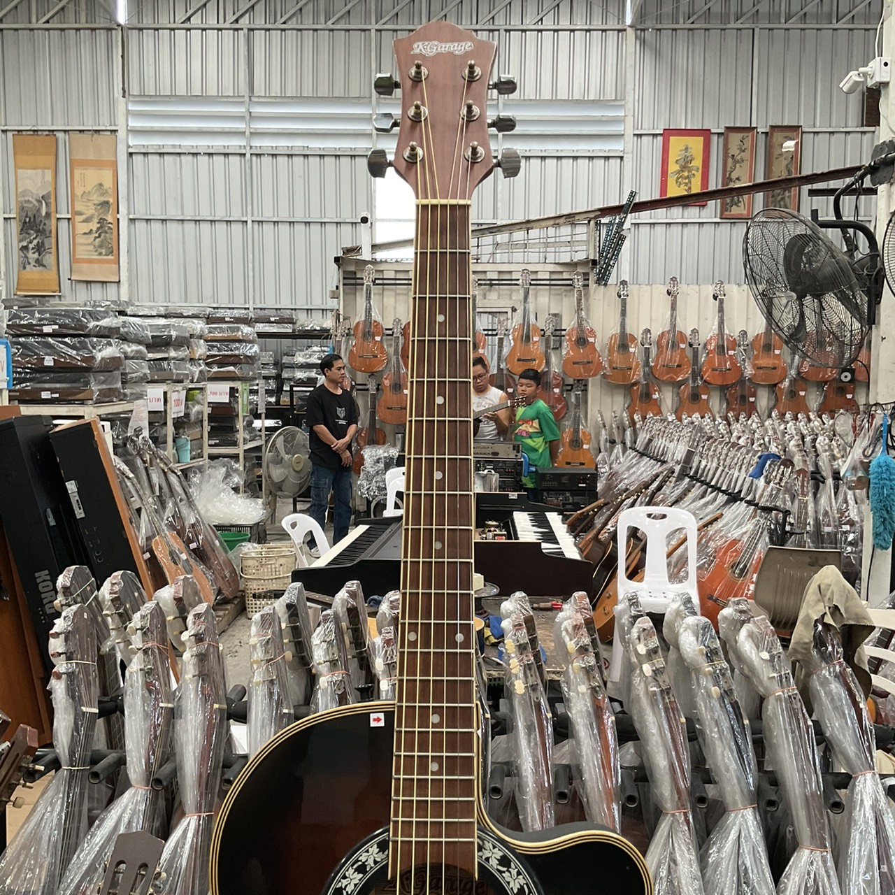 กีต้าร์โปร่งไฟฟ้า K-Garage : EA-400