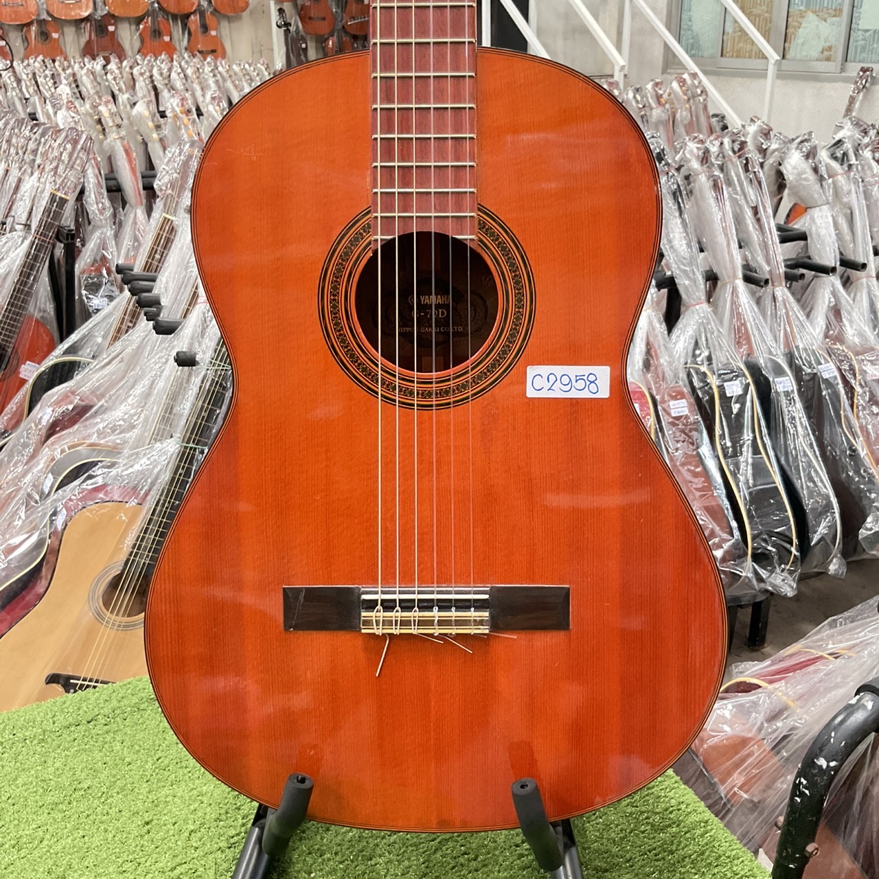 กีต้าร์คลาสสิค YAMAHA : G-70D