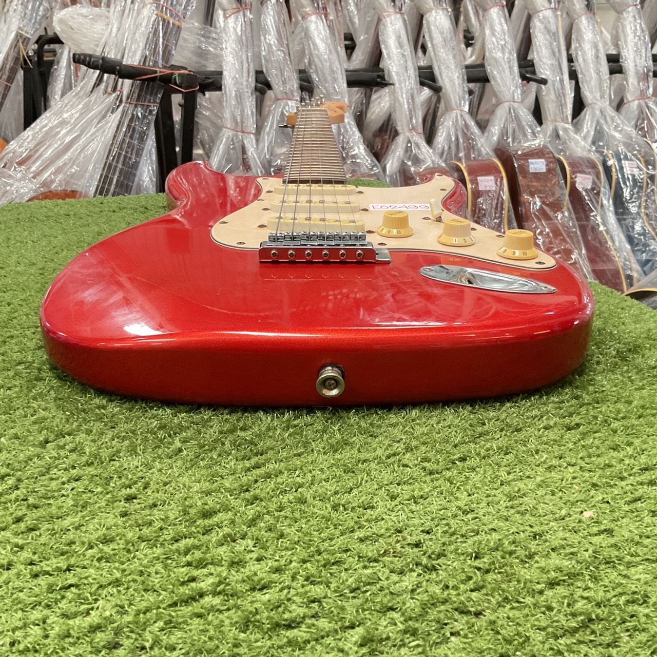 กีต้าร์ไฟฟ้า Legend