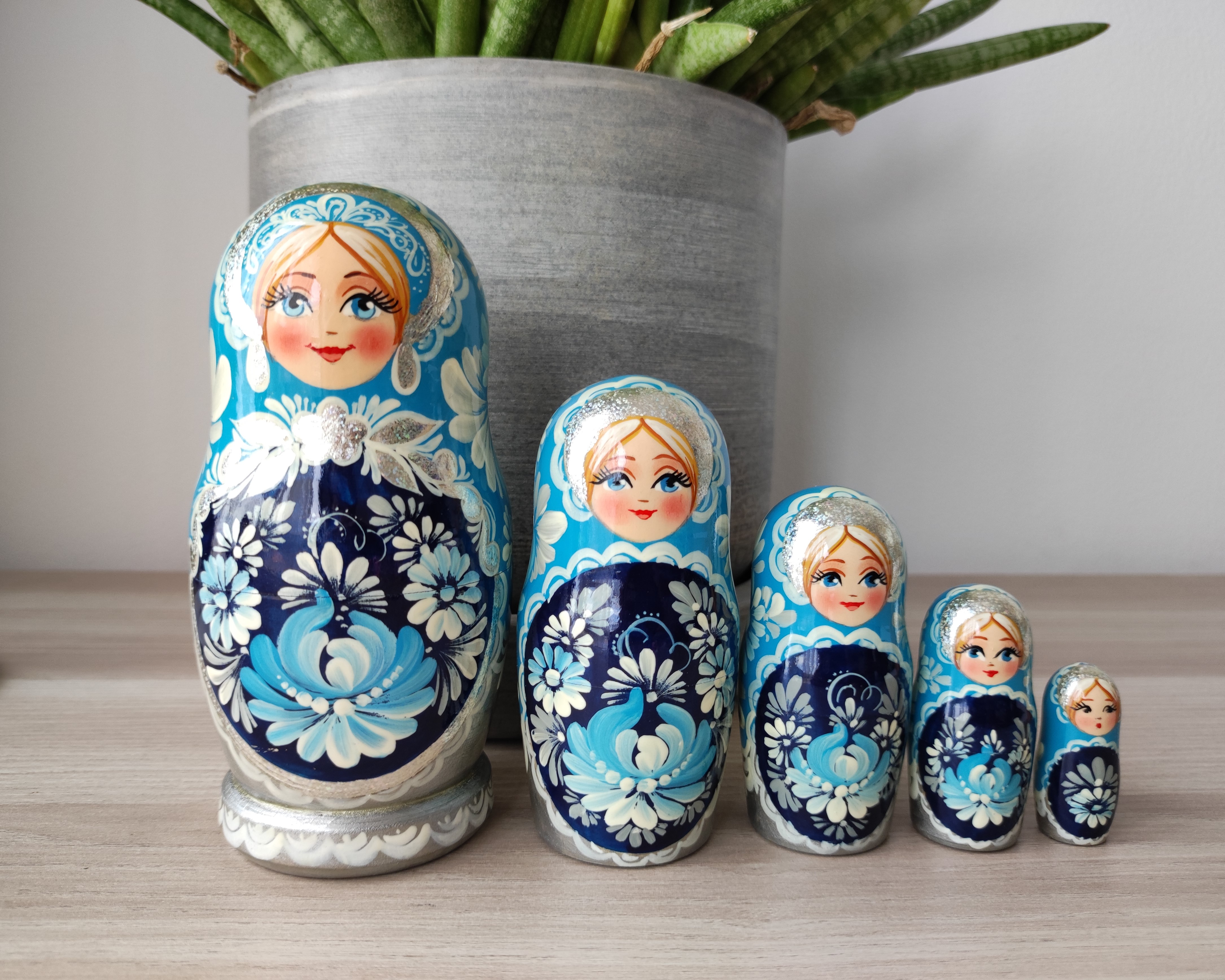ตุ๊กตาแม่ลูกดก (Matryoshka) - From Russia With Love "Blue"