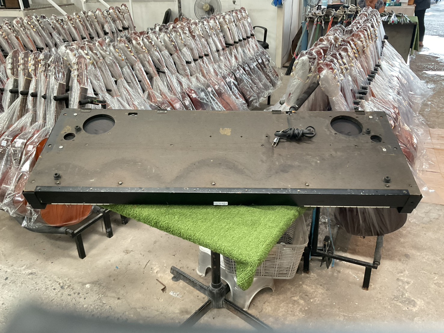 เปียโน KORG : C-4000 สินค้าไม่พร้อมใช้งาน (ต้องซ่อม)