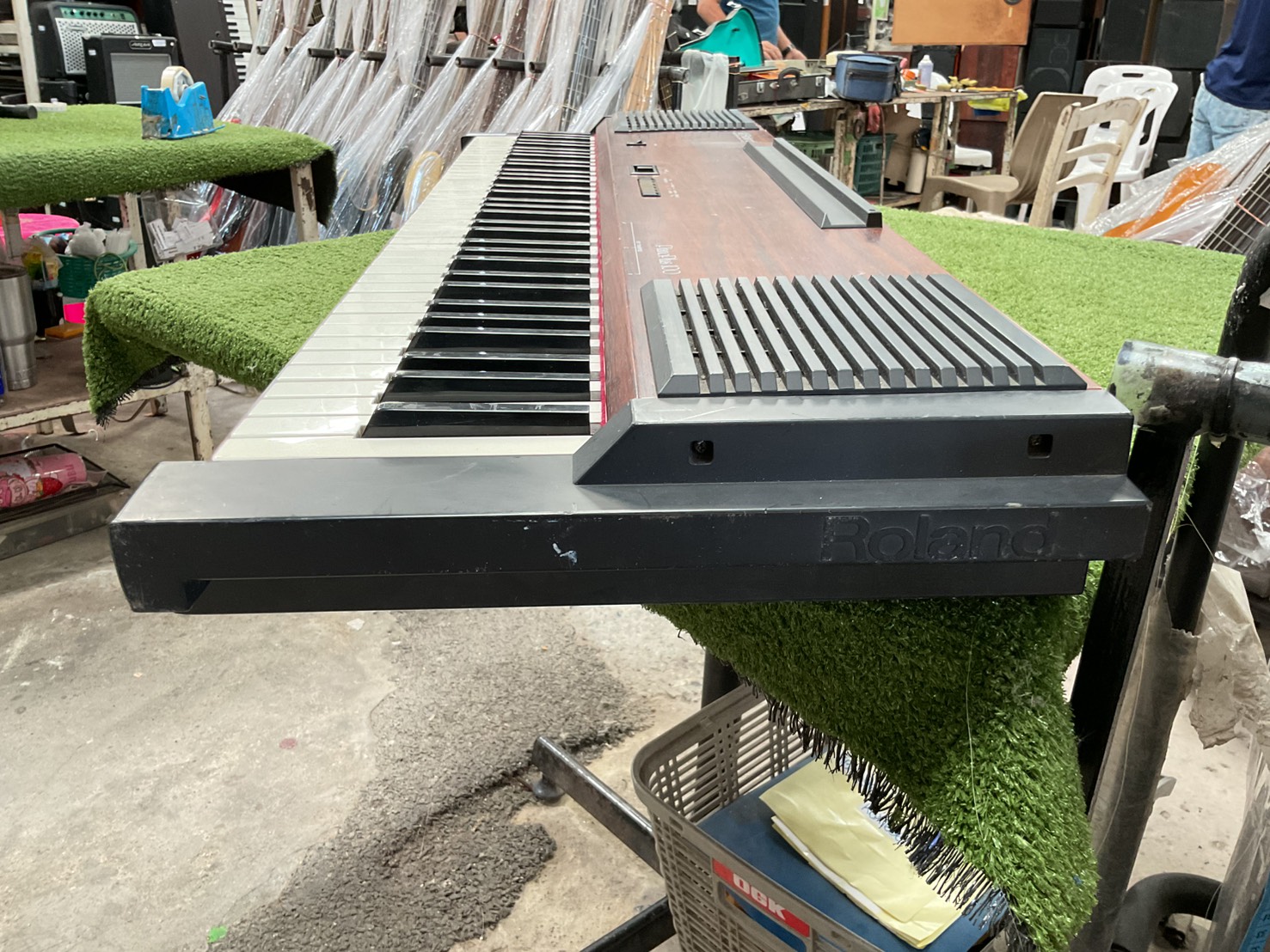 เปียโน Roland : HP-100