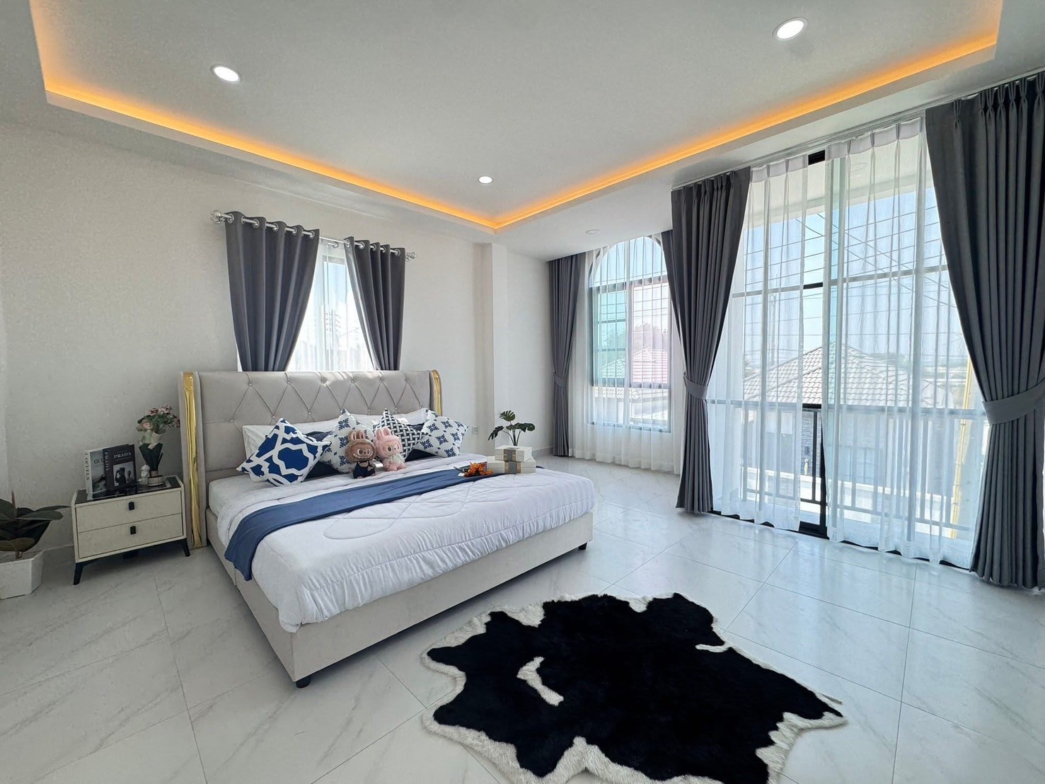 บ้านมือ1พัทยา ซอยสยามคันทรีคลับ หมู่บ้านรัตนากรวิลเลจ 17 2 ห้องนอน 3 ห้องน้ำ ทาวน์โฮม 2 ชั้น สไตล์ยุโรป