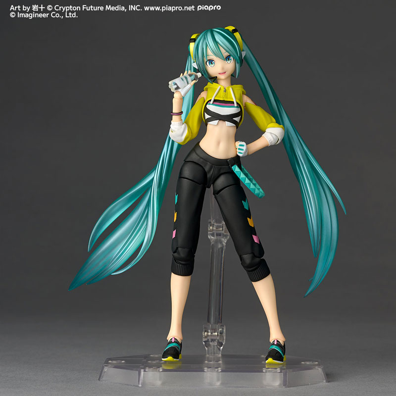 Revoltech Amazing Yamaguchi Hatsune Miku Fit Boxing Ver.(Pre-order)