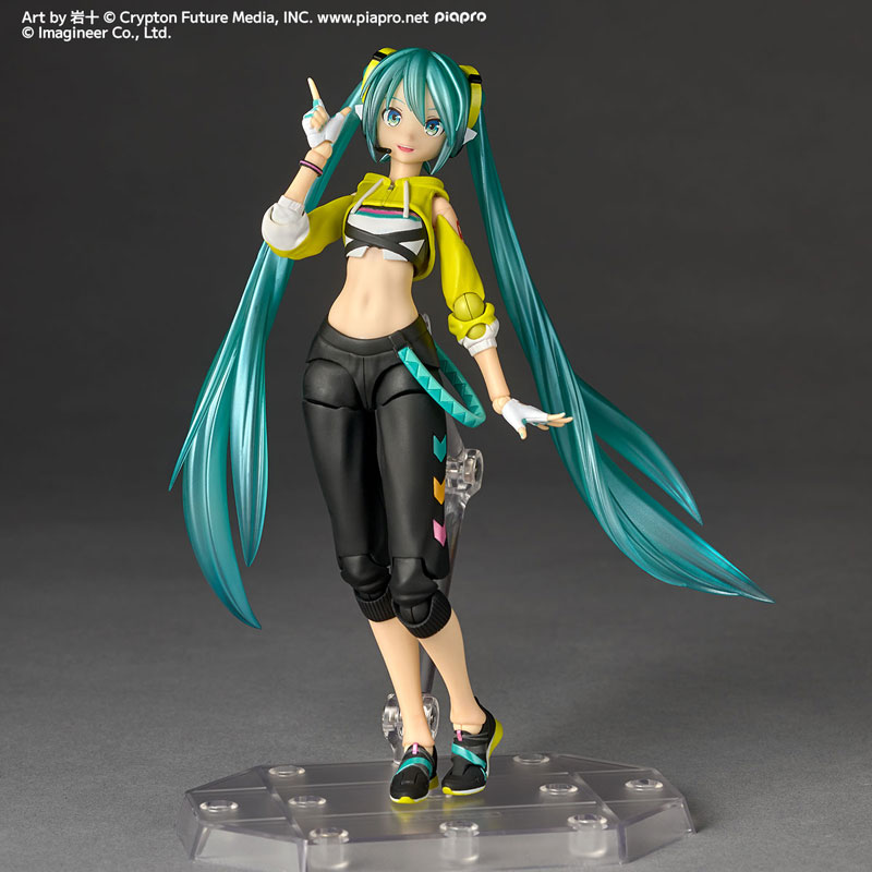 Revoltech Amazing Yamaguchi Hatsune Miku Fit Boxing Ver.(Pre-order)