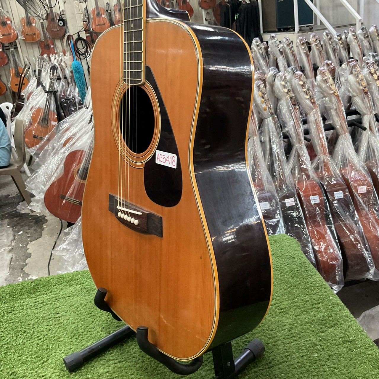 กีต้าร์โปร่ง YAMAHA : FG-201