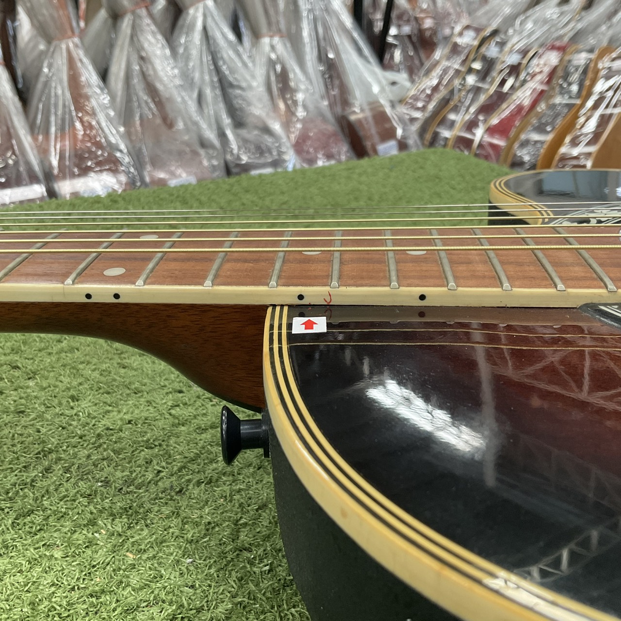 กีต้าร์โปร่งไฟฟ้า K-Garage : EA-400