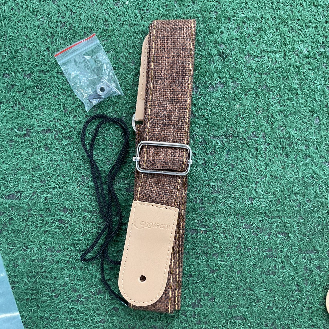 สายสะพายกีต้าร์