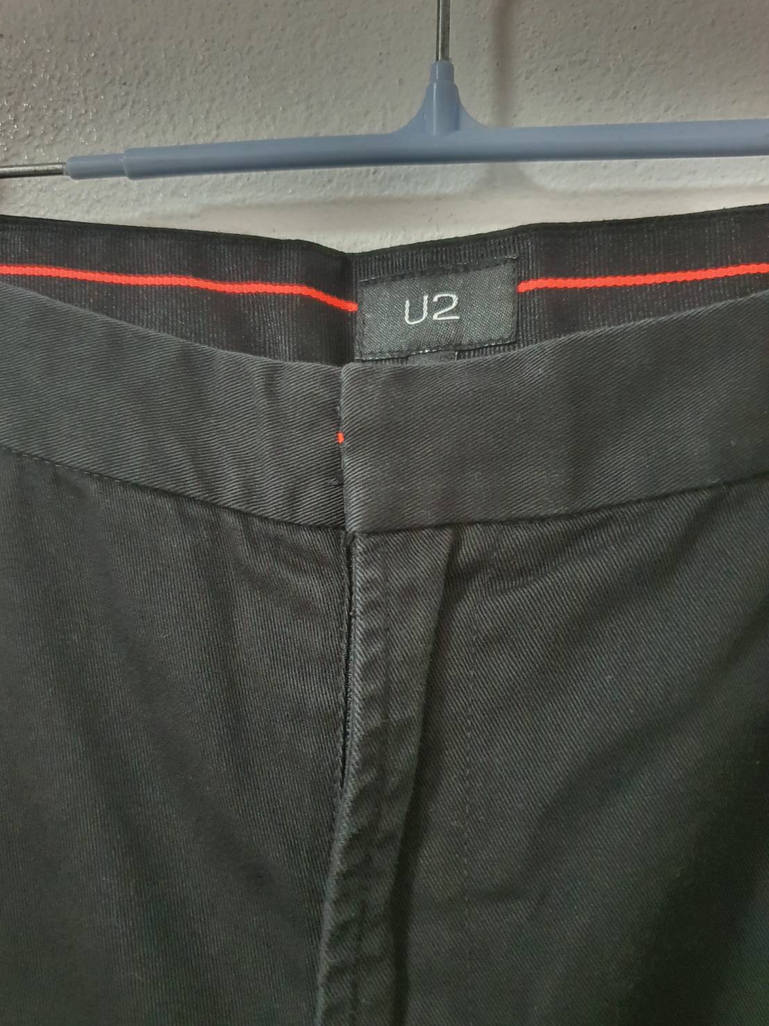 FF06324 กางเกงผ้ามือสอง สีดำ แบรนด์ U2 เอว 26 นิ้ว