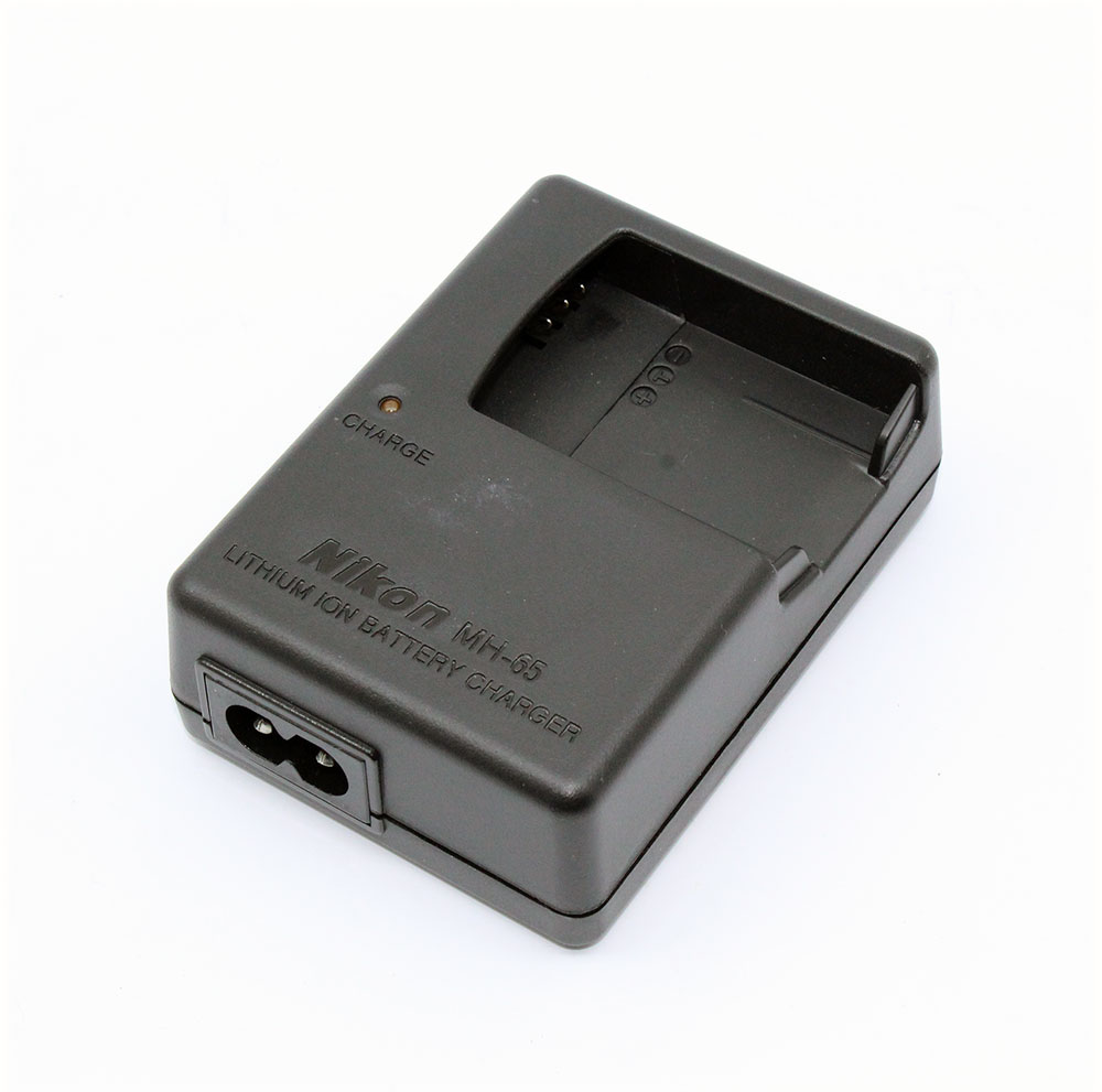 แท่นชาร์จแบต Nikon รุ่น MH-65 (EN-EL12)