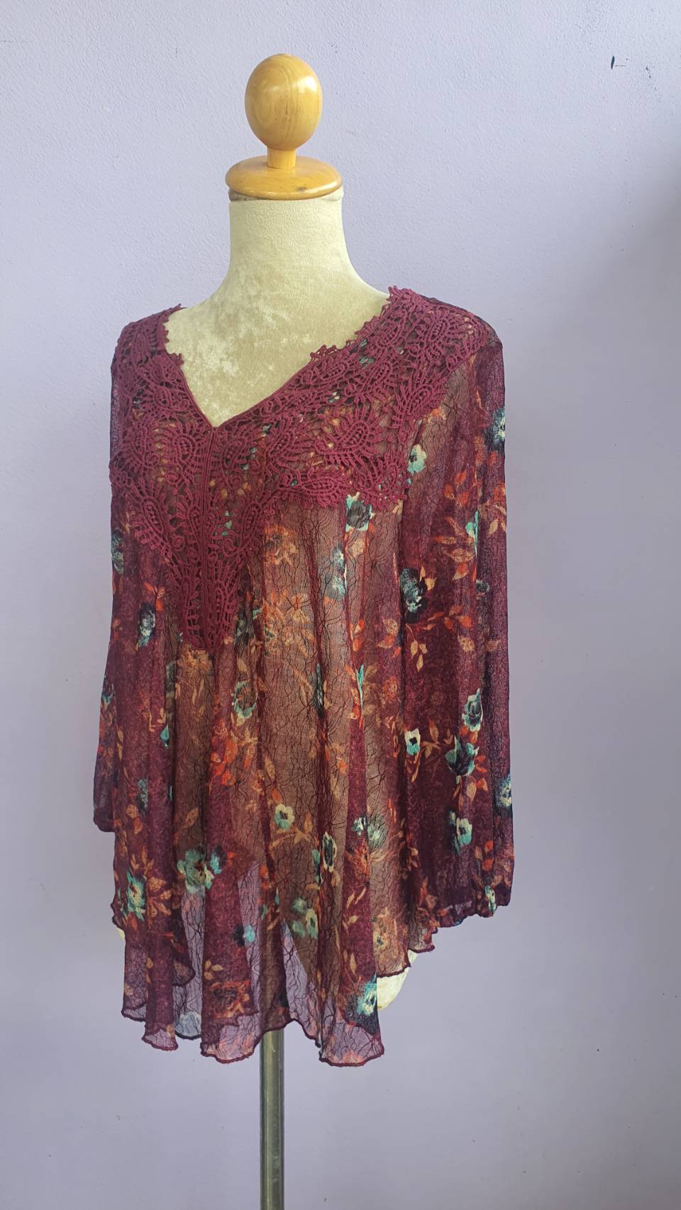 FF03238 เสื้อแฟชั่นลูกไม้ สีแดงเข้ม มือสอง แบรนด์ VINTAGE AMERICA อก free-42 นิ้ว