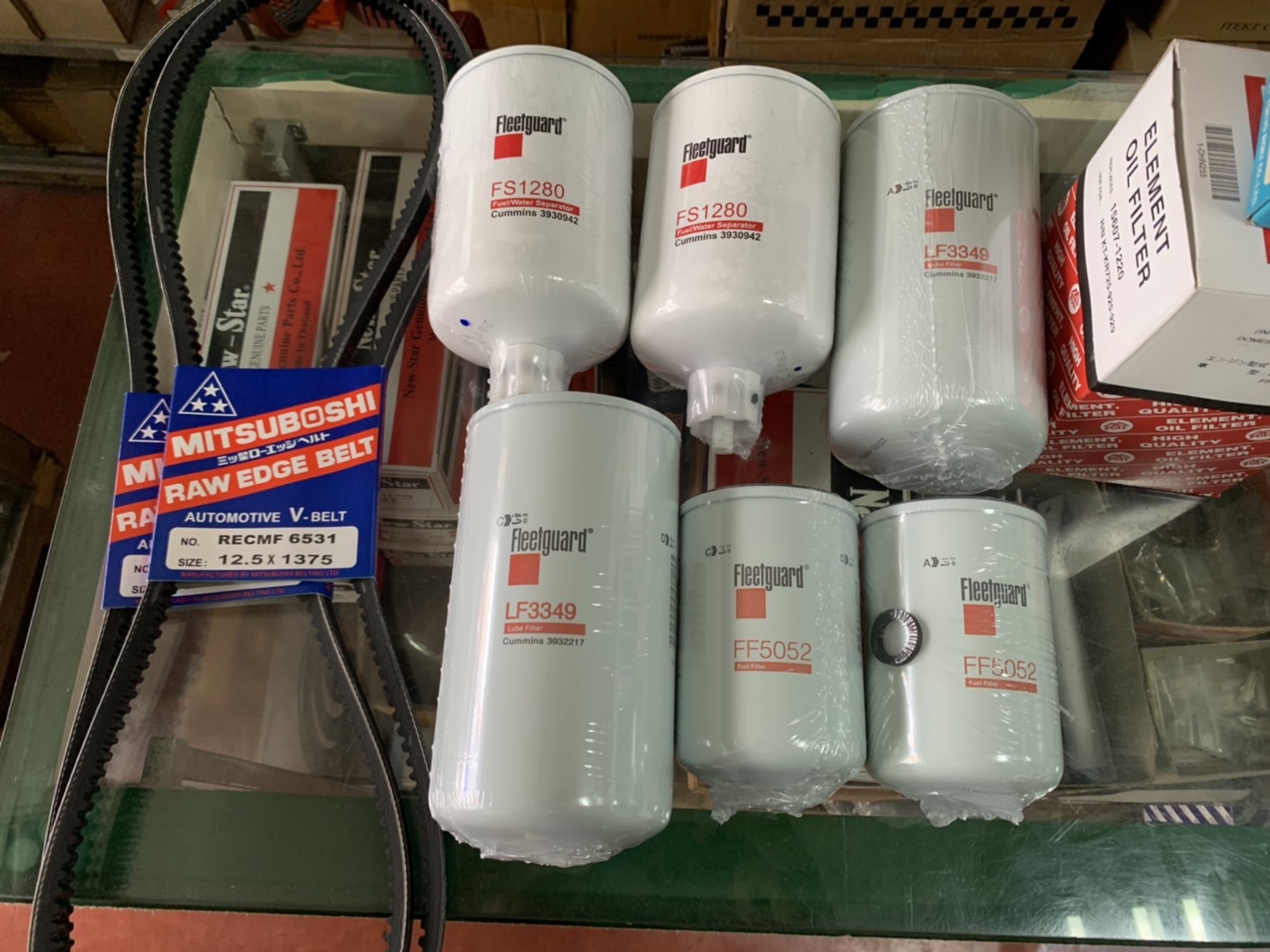 ไส้กรอง FLEETGUARD กรองเครื่อง กรองโซล่า กรองดักน้ำ