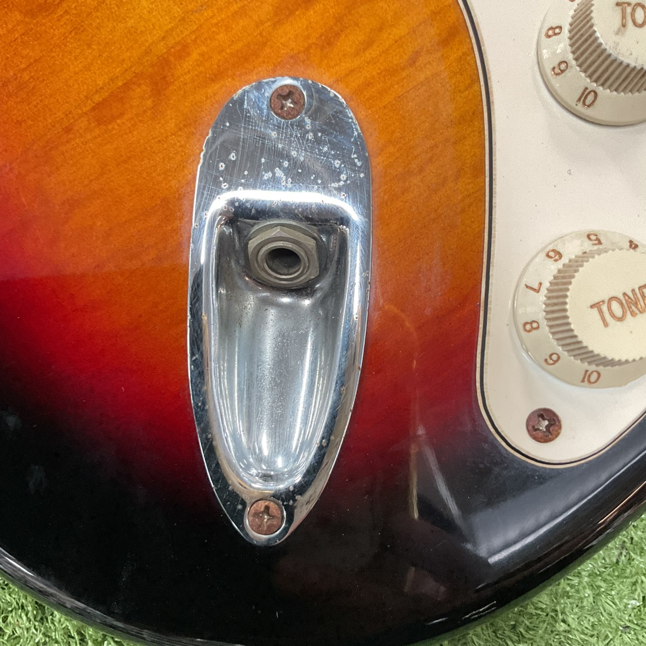 กีต้าร์ไฟฟ้า Legend