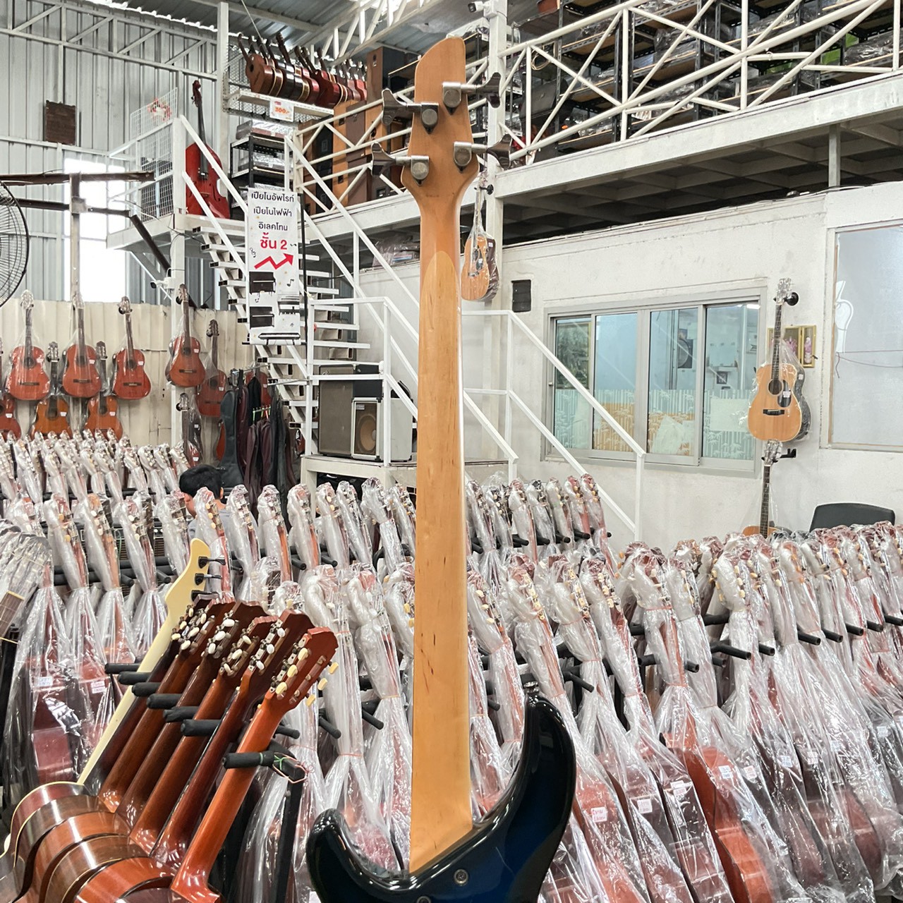 กีต้าร์เบส Aria Pro II