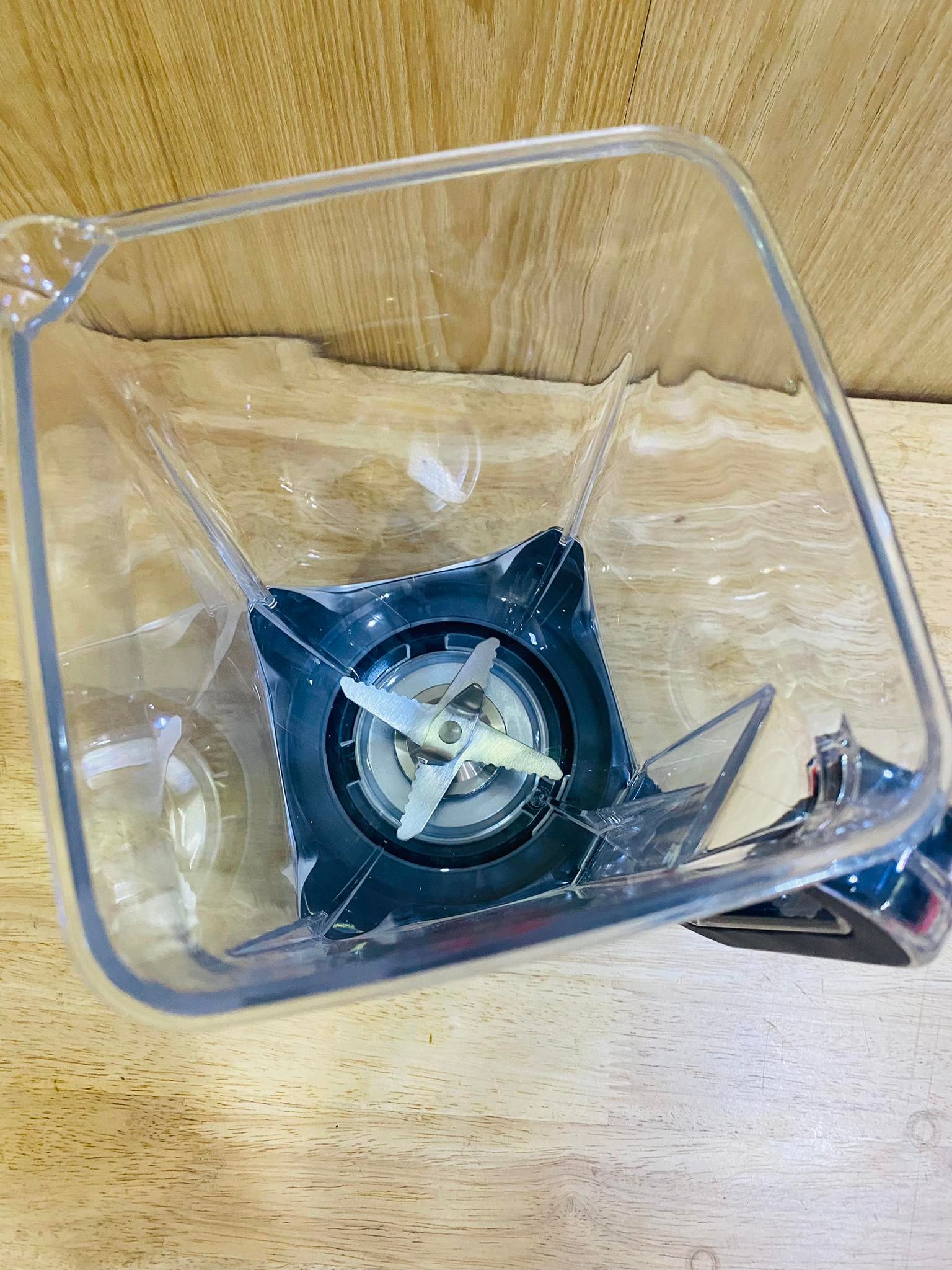 โถรวมใบมีด IF-329