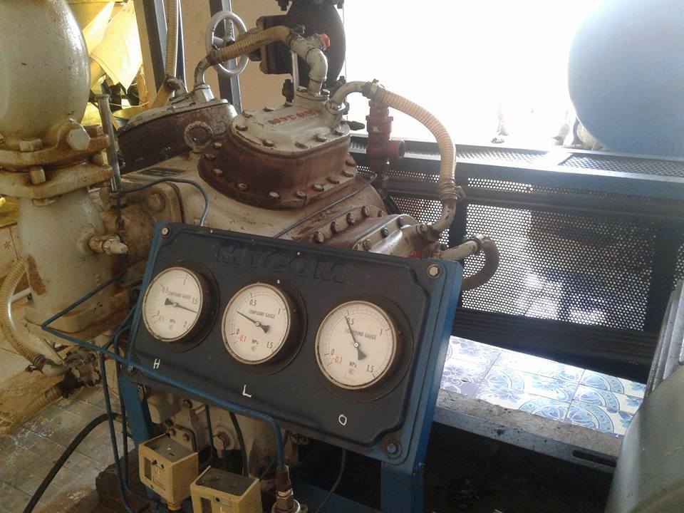 เครื่องทำน้ำแข็งหลอดใหญ่ ขนาด 15 ตัน คอม Mycom