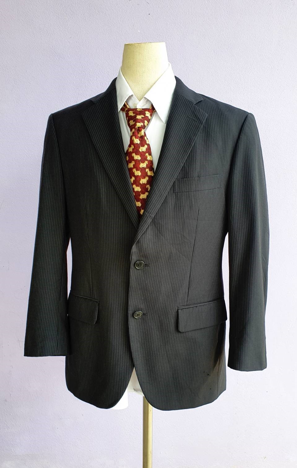 SUIT-A0014 เสื้อสูท สีดำลายทาง มือสอง แบรนด์ ILCONTENTO อก 40 นิ้ว