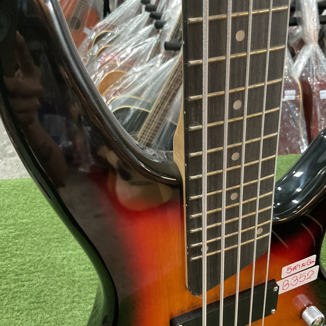 กีต้าร์เบส Sni jer (Gion) - 5 สาย