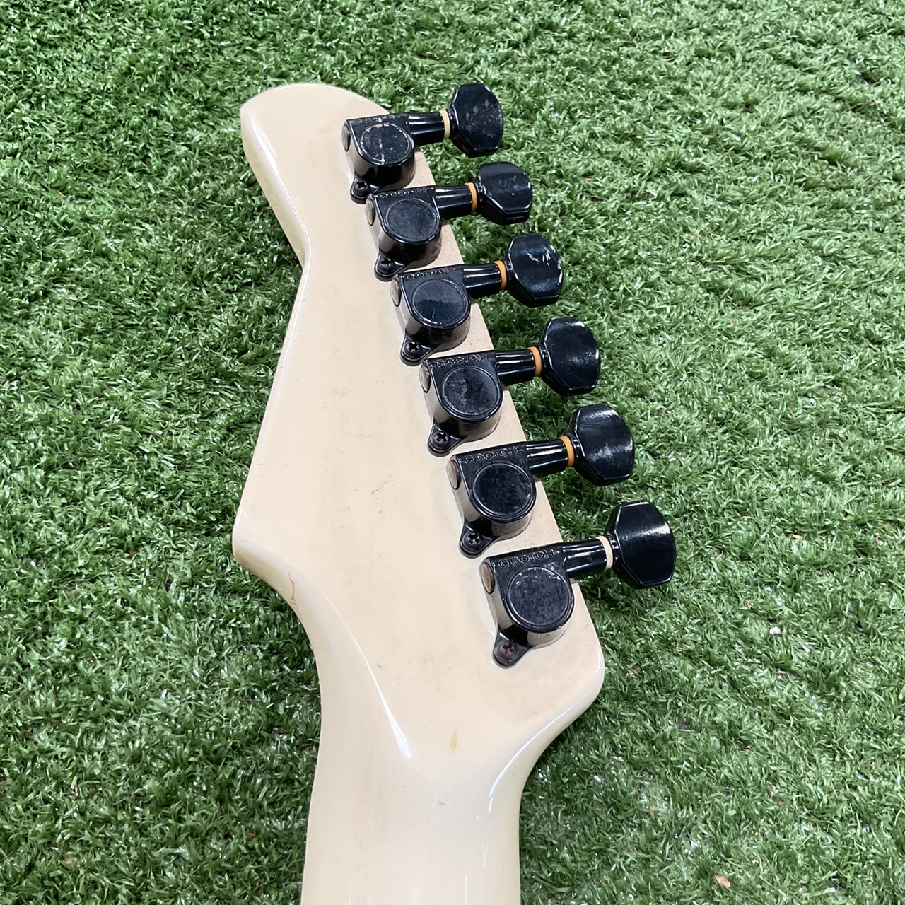 กีต้าร์ไฟฟ้า FERNANDES