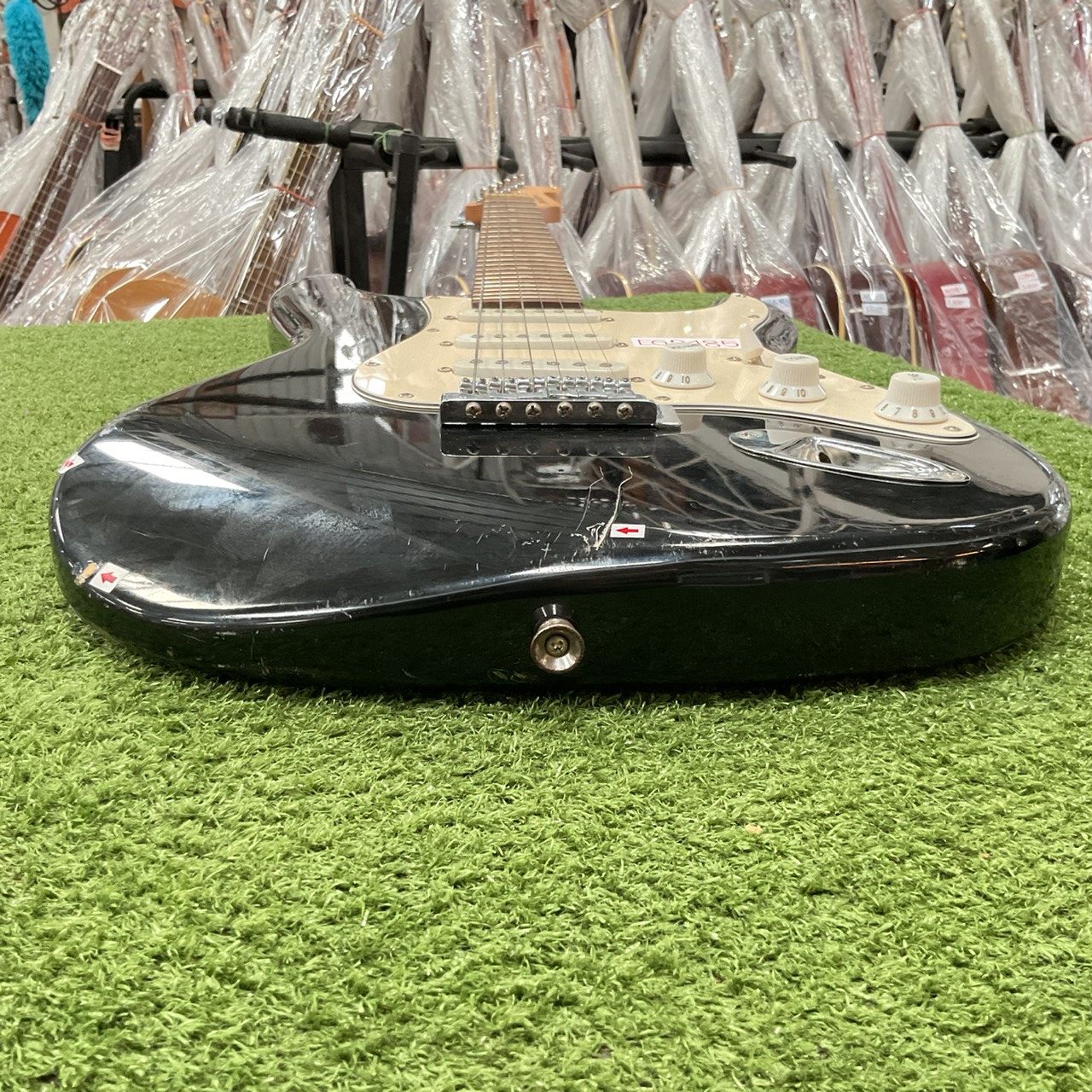 กีต้าร์ไฟฟ้า SELDER