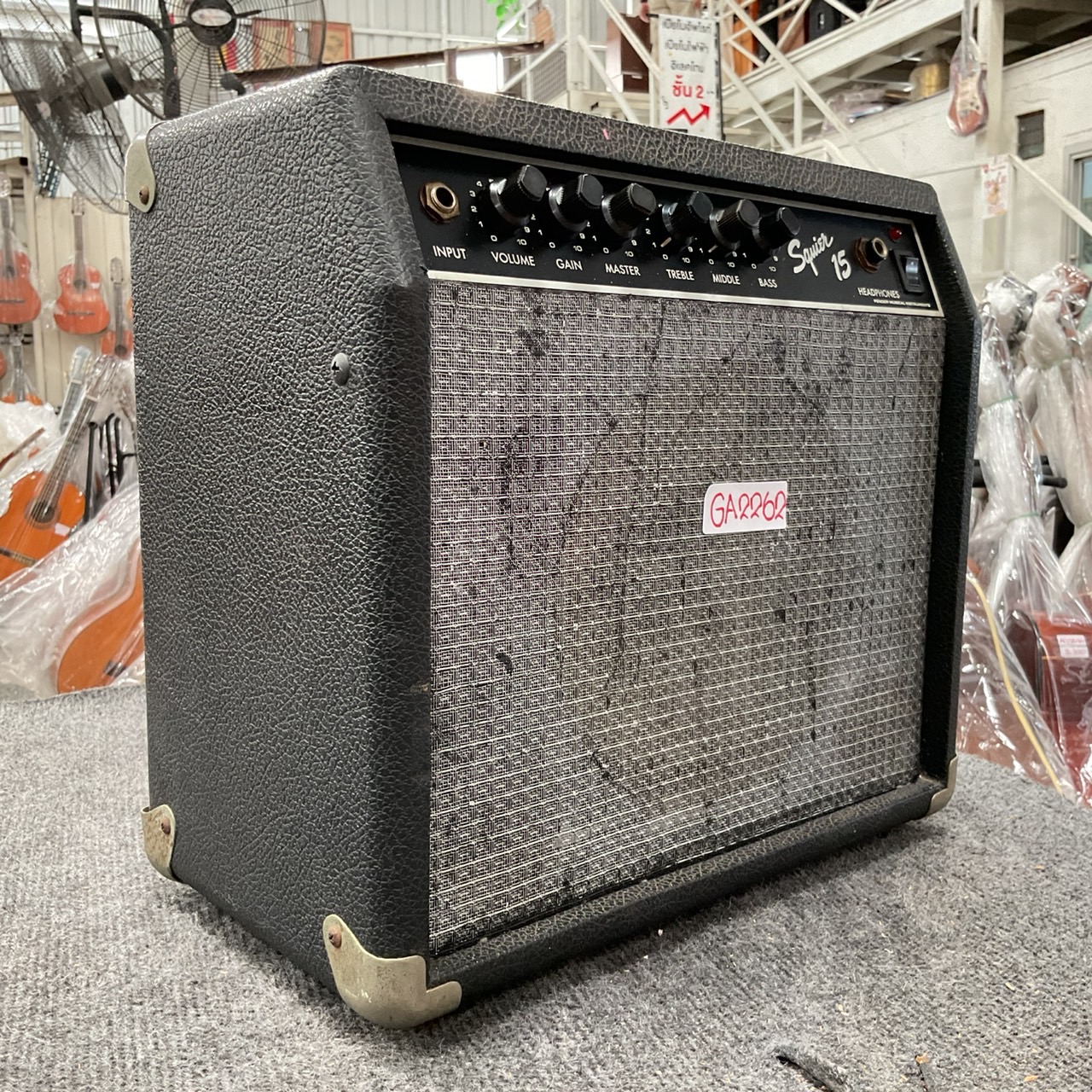 แอมป์กีต้าร์ Fender : Squier 15