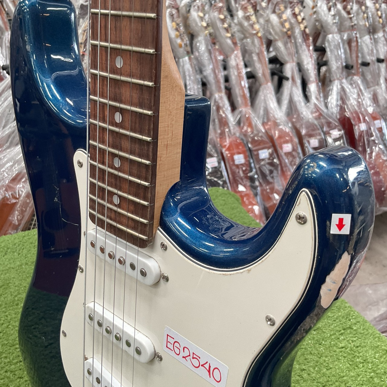 กีต้าร์ไฟฟ้า Legend