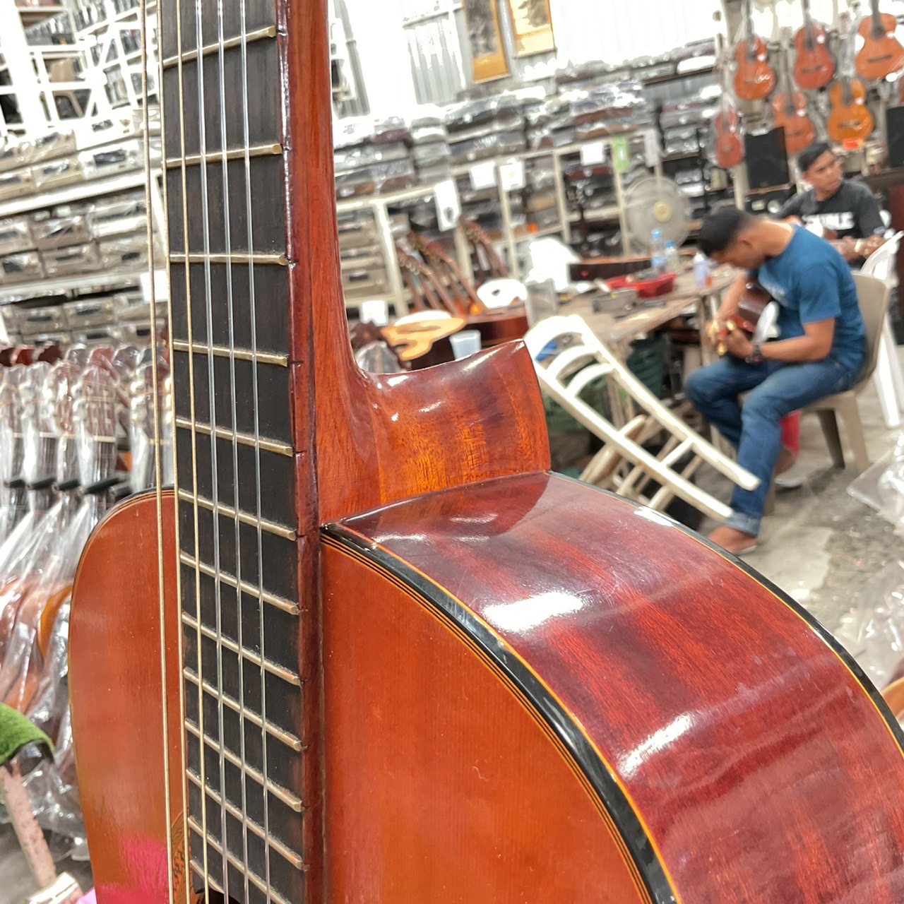 กีต้าร์คลาสสิค Grand Raforet : No.100