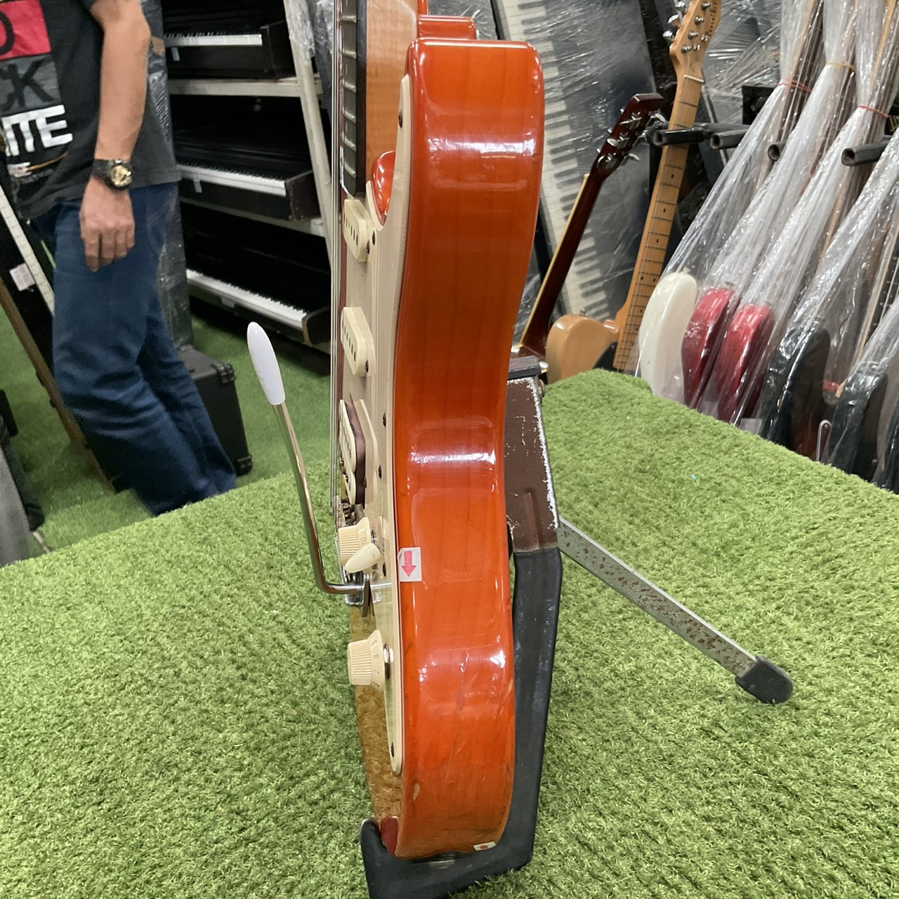 กีต้าร์ไฟฟ้า YAMAHA : YGS 112T